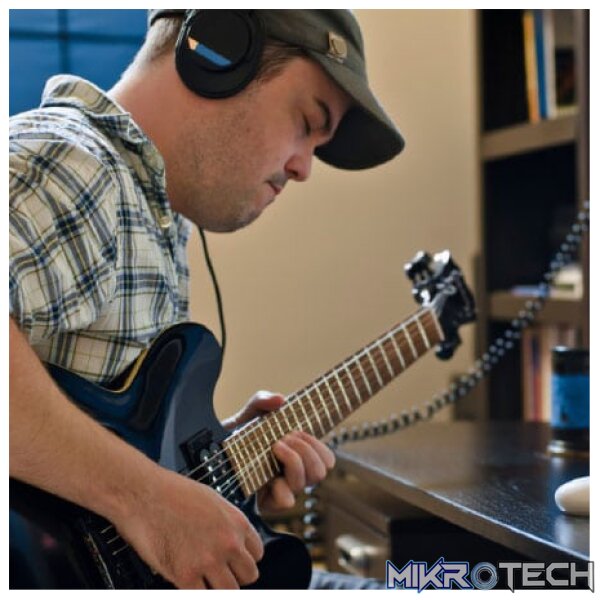 Behringer U-Phoria UMC22 USB Audio Interface - Image 9