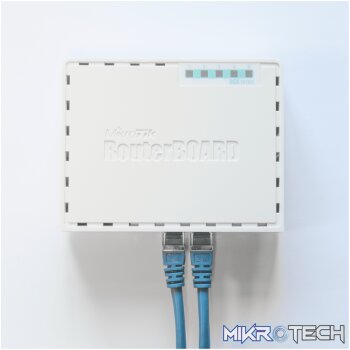 MikroTik hEX - Desktop Router with 5 Gb and 1 USB port