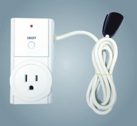 Compro Power iR switch to turn on/off appliances remotely