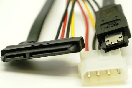 UniQue 4pin Power (Molex) Plug to SATA 15pin Power Socket Cable - combined with SATA 7pin data cable 30 cm -Black