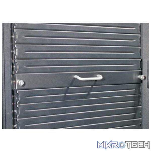 APC 1U Plastic Blanking Panel Black AR8136BLK - Image 2
