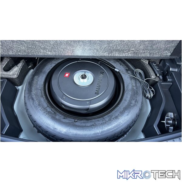 JBL BassPro Hub 11" 200w Spare Wheel Sub with built in Amplifier - Image 2