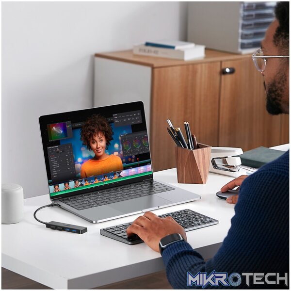 UGREEN 4-in-1 USB 3.0 Hub - High-Speed 5Gbps Data Transfer - Grey - Image 5